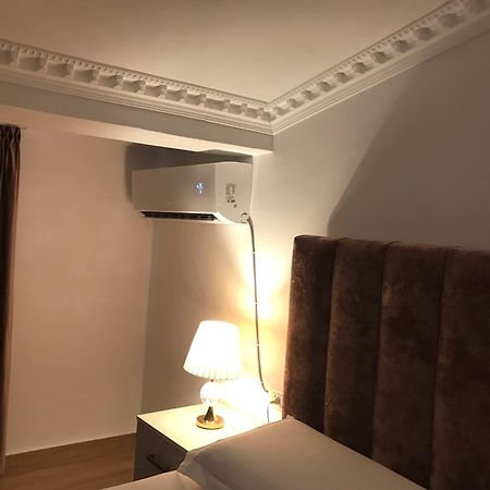 Daily Rent Apartment City Center Elbasan 6 外观 照片
