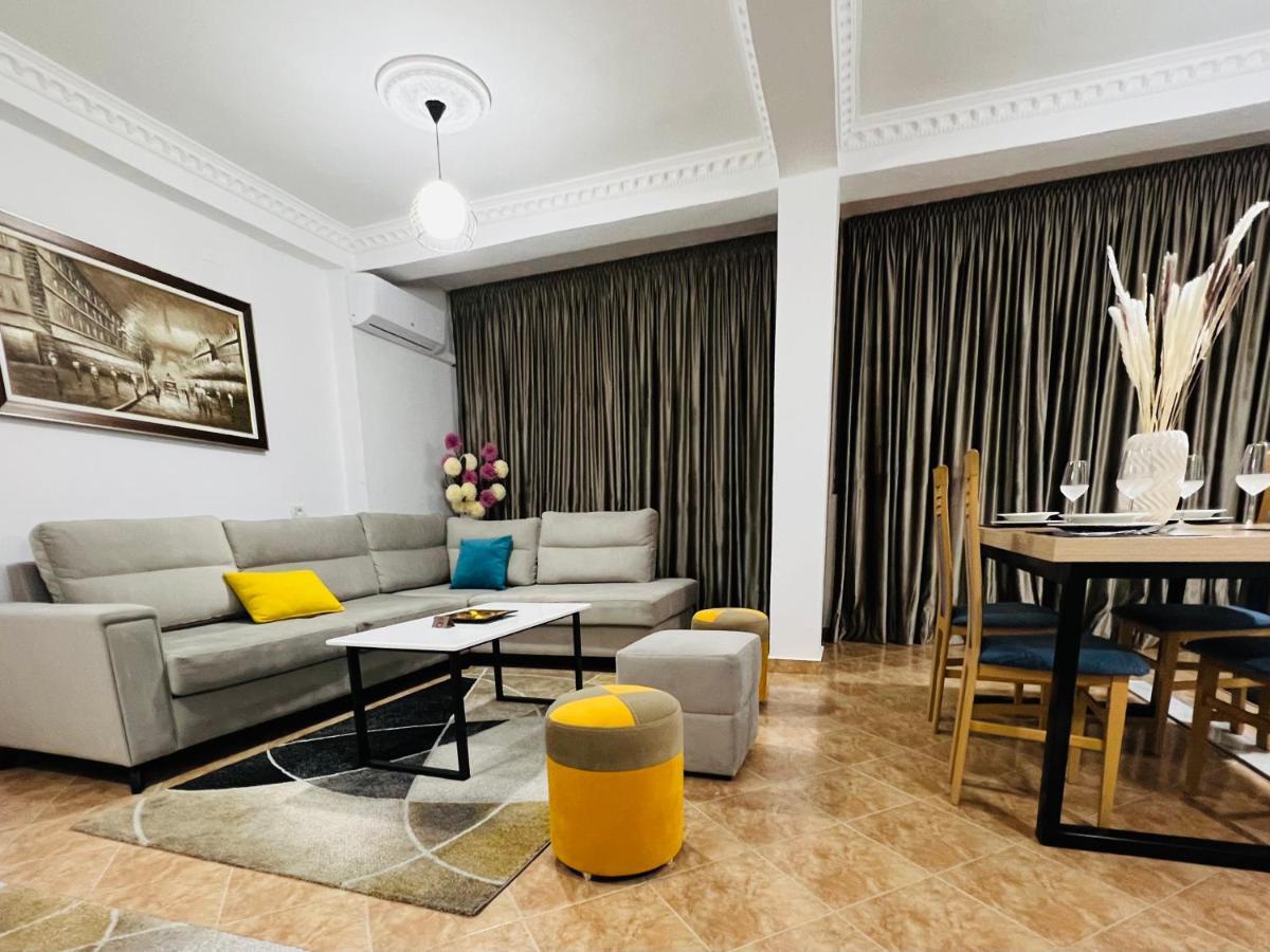 Daily Rent Apartment City Center Elbasan 6 外观 照片