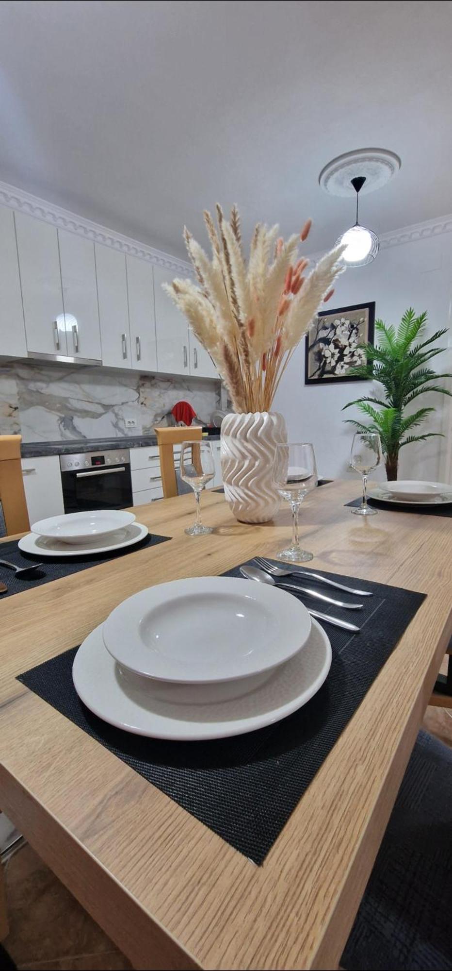 Daily Rent Apartment City Center Elbasan 6 外观 照片